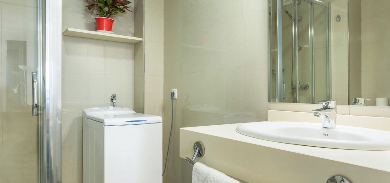 Baño Vivienda Vacacional 50 Apartamentos Juan Pérez en Playa de las Canteras
